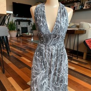 Paisley pattern black and white maxi dress